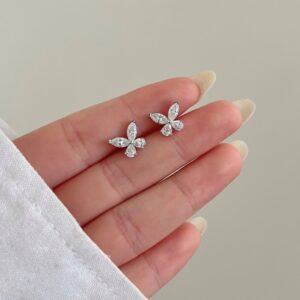 Selena Butterfly 2,4ct Moissanite Stud Earrings