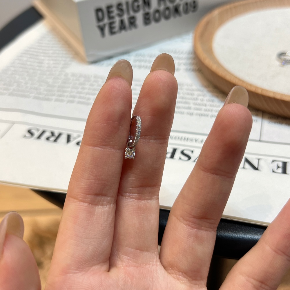 Aurora Moissanite Huggie Hoop Earrings